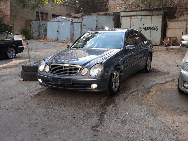 Mercedes E 240 2003, 294,368 km - 2.4 l - Bakı