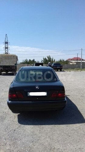Mercedes E 230 1996, 450,000 km - 2.3 l - Bakı
