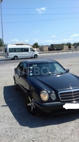 Mercedes E 230 1996, 450,000 km - 2.3 l - Bakı