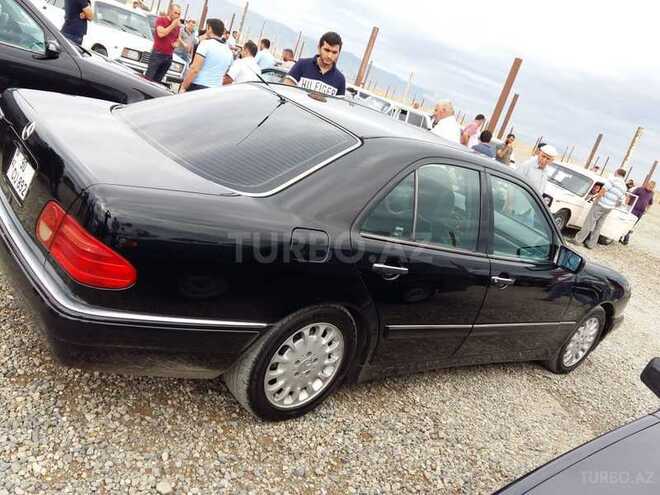 Mercedes E 320 1997, 285,000 km - 3.2 l - Gəncə