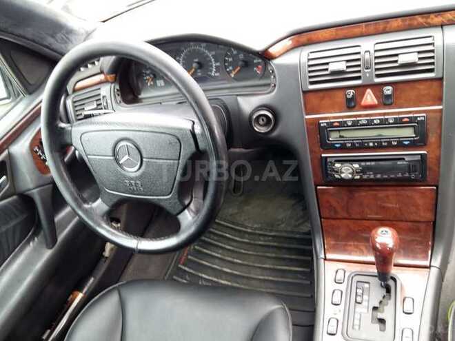 Mercedes E 320 1997, 285,000 km - 3.2 l - Gəncə