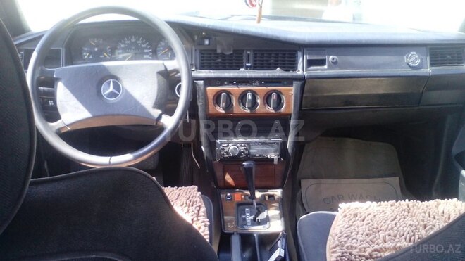 Mercedes 190 1992, 245,220 km - 2.0 l - Bakı