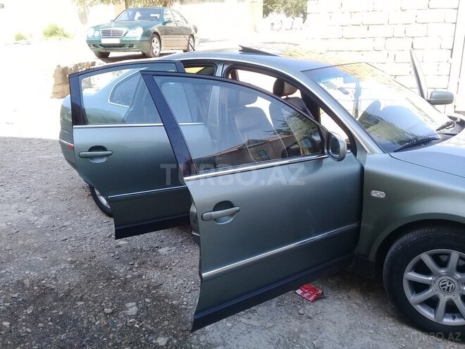 Volkswagen Passat 2003, 183,000 km - 1.8 l - Bakı