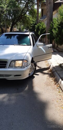 Mercedes C 230 1997, 271,500 km - 2.3 л - Bakı