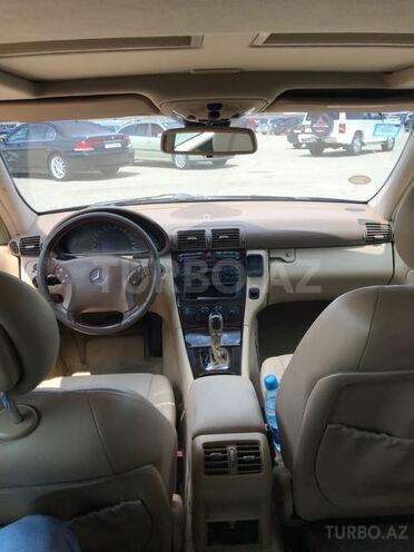 Mercedes C 240 2001, 260,000 km - 2.6 л - Sumqayıt