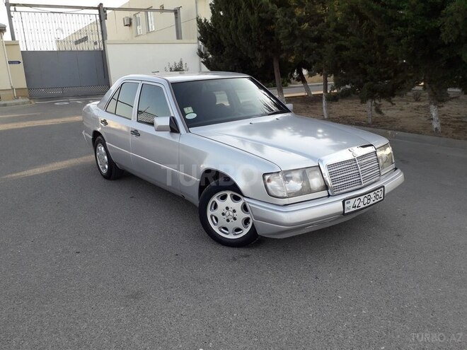 Mercedes E 230 1989, 257,000 km - 2.3 l - Sumqayıt