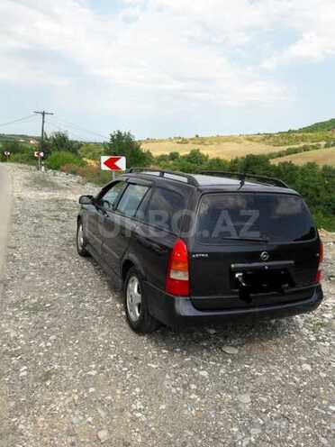 Opel Astra 1999, 300,000 km - 1.6 l - Quba