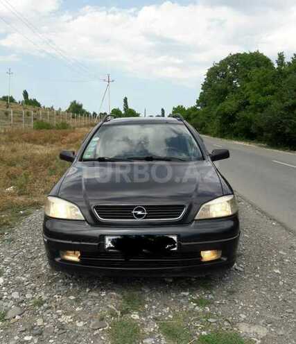 Opel Astra 1999, 300,000 km - 1.6 l - Quba