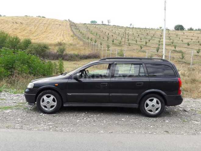 Opel Astra 1999, 300,000 km - 1.6 l - Quba