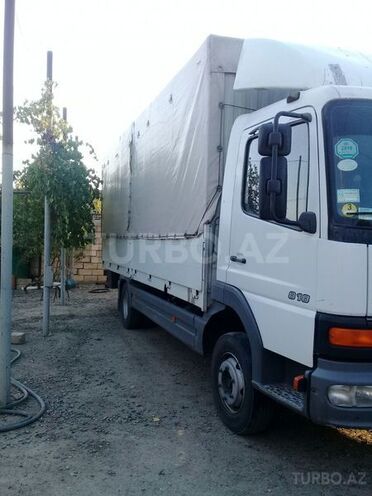 Mercedes Atego 818 2000, 445,675 km - 4.2 л - Şirvan