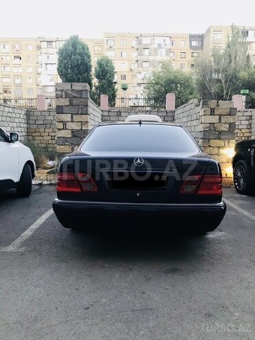Mercedes E 230 1996, 420,000 km - 2.3 l - Bakı