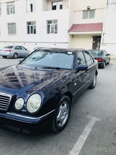 Mercedes E 230 1996, 420,000 km - 2.3 l - Bakı