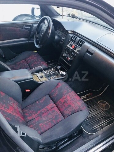 Mercedes E 230 1996, 420,000 km - 2.3 l - Bakı