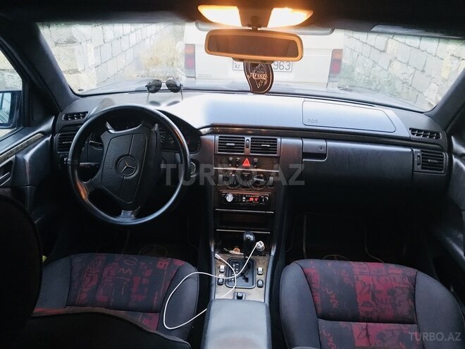 Mercedes E 230 1996, 420,000 km - 2.3 l - Bakı