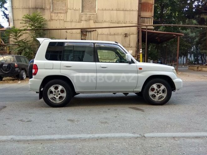 Mitsubishi Pajero io 2000, 136,000 km - 1.8 l - Bakı