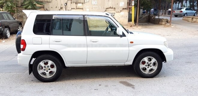 Mitsubishi Pajero io 2000, 136,000 km - 1.8 l - Bakı