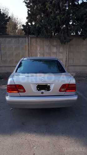 Mercedes E 320 1995, 2,820,000 km - 3.2 l - Bakı