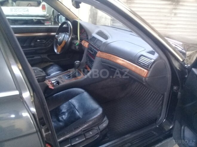 BMW 728 1997, 327,000 km - 2.8 l - Sumqayıt