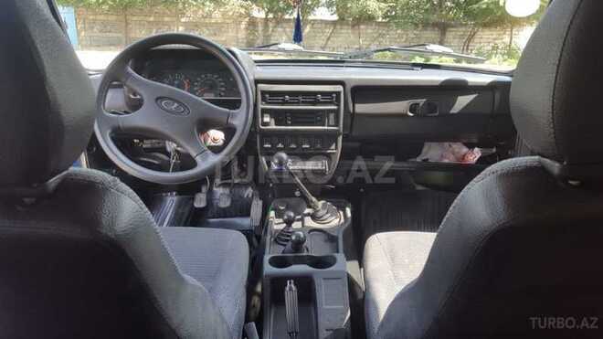 LADA (VAZ) Niva 2015, 48,000 km - 1.7 l - Ucar