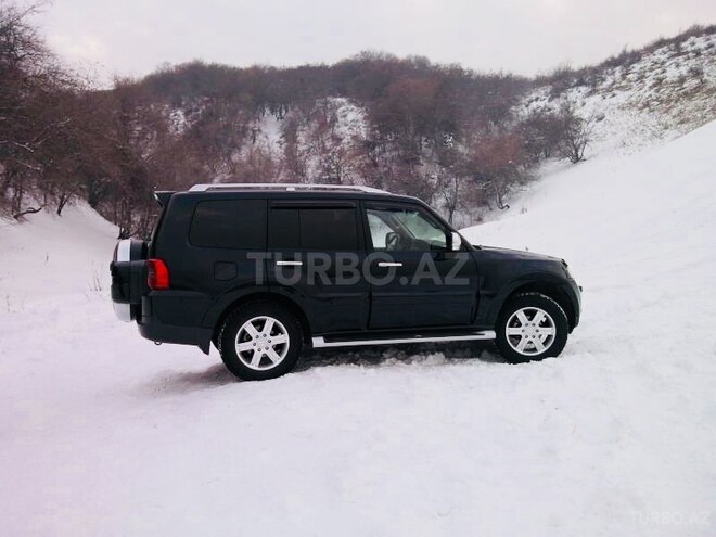 Mitsubishi Pajero 2008, 175,000 km - 3.0 l - Bakı