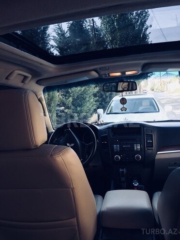 Mitsubishi Pajero 2008, 175,000 km - 3.0 l - Bakı