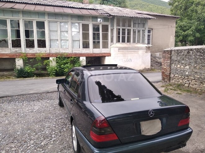 Mercedes C 200 1998, 121,000 km - 2.0 l - Şəki