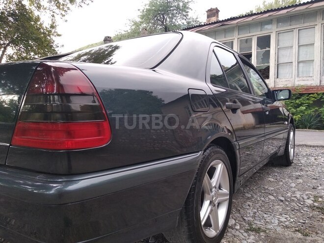 Mercedes C 200 1998, 121,000 km - 2.0 l - Şəki