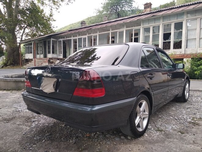 Mercedes C 200 1998, 121,000 km - 2.0 l - Şəki