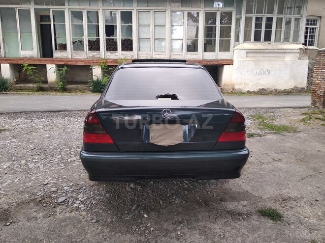 Mercedes C 200 1998, 121,000 km - 2.0 l - Şəki