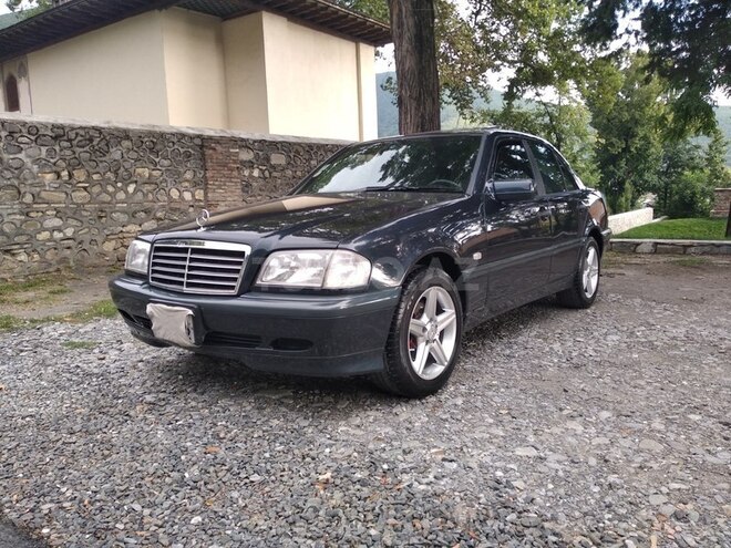 Mercedes C 200 1998, 121,000 km - 2.0 l - Şəki