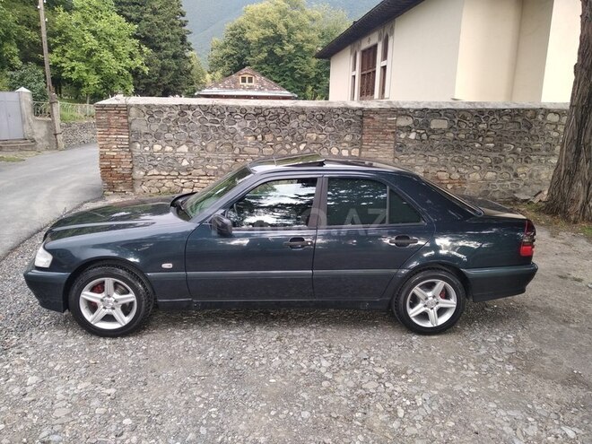 Mercedes C 200 1998, 121,000 km - 2.0 l - Şəki