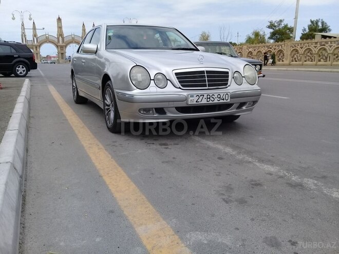 Mercedes E 240 2001, 247,000 km - 2.6 l - Xaçmaz