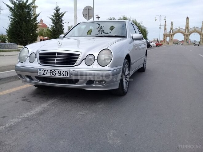 Mercedes E 240 2001, 247,000 km - 2.6 l - Xaçmaz