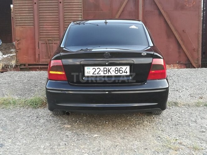 Opel Vectra 1999, 300,000 km - 1.6 l - Ağstafa