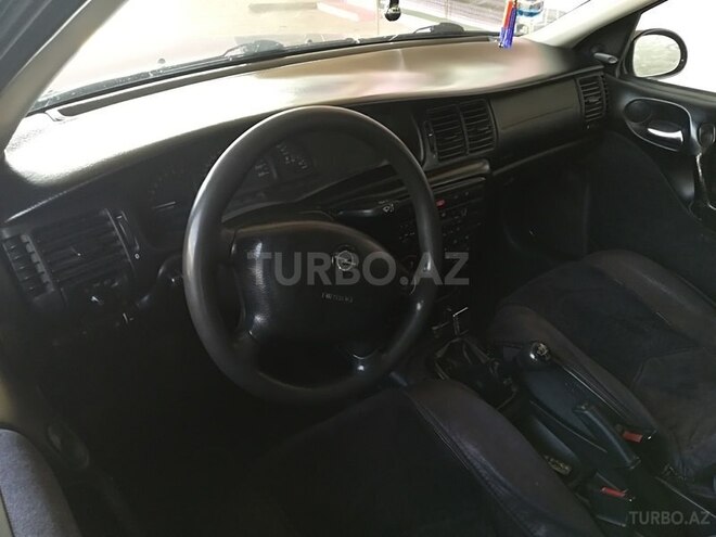 Opel Vectra 1999, 300,000 km - 1.6 l - Ağstafa