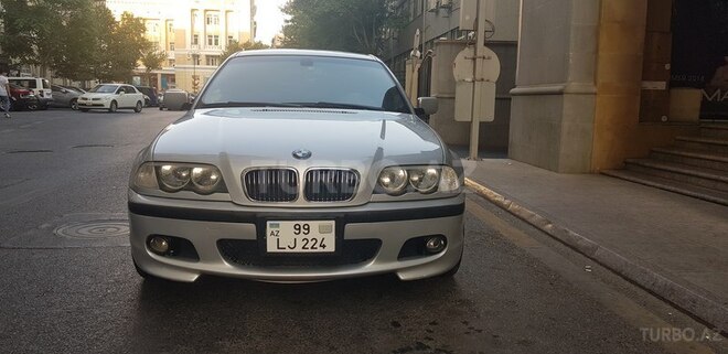 BMW 320 2001, 158,000 km - 2.2 л - Bakı