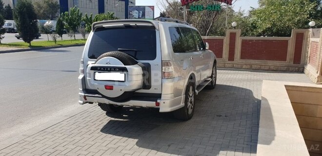 Mitsubishi Pajero 2013, 97,000 km - 3.5 л - Bakı