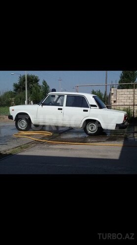 LADA (VAZ) 2107 2009, 468,567 km - 1.6 l - Salyan
