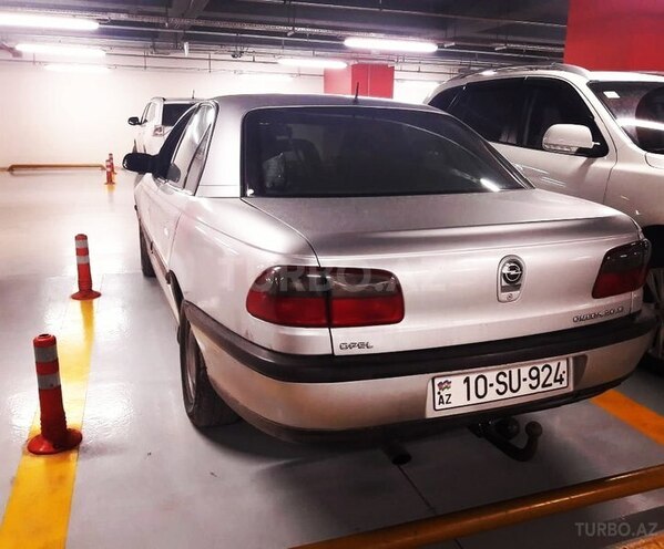 Opel Omega 1997, 382,000 km - 2.0 l - Gədəbəy