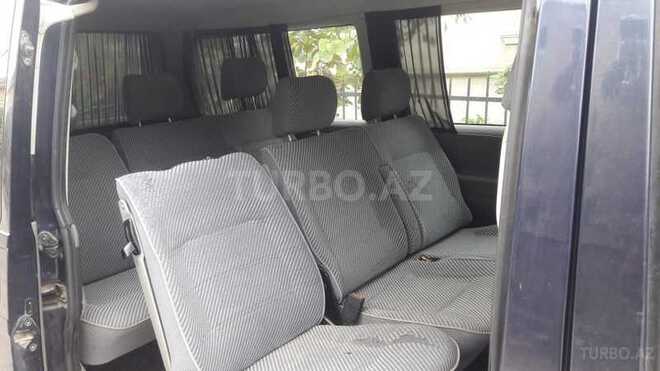 Volkswagen Caravelle 1998, 398,000 km - 2.5 л - Gəncə