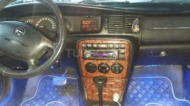 Opel Vectra 1998, 320,460 km - 1.8 l - Bakı