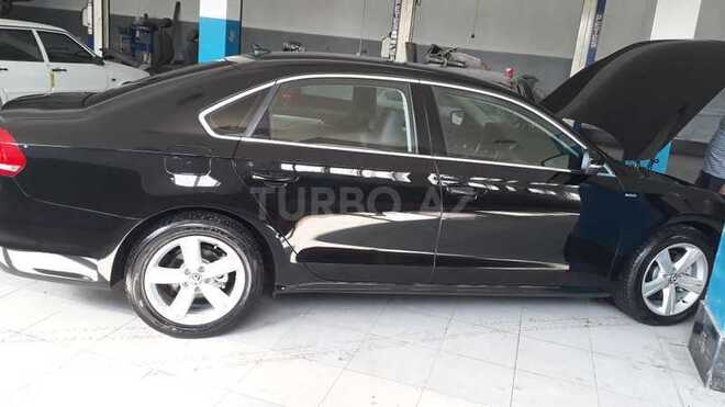 Volkswagen Passat 2013, 86,500 km - 1.8 l - Bakı