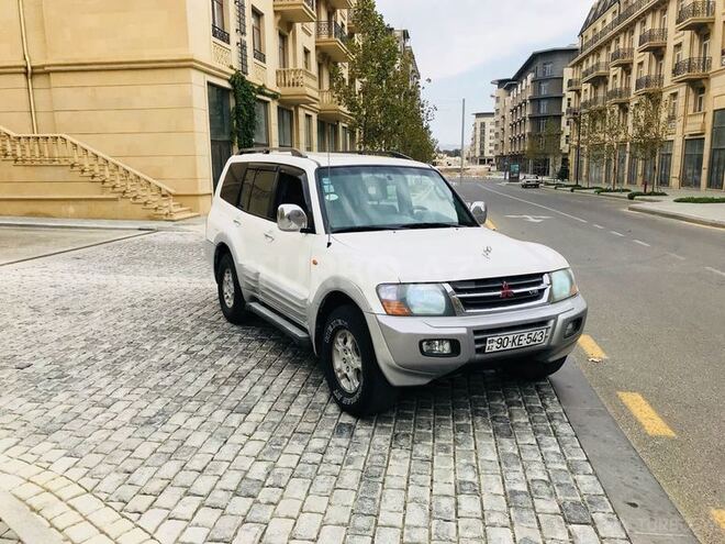 Mitsubishi Pajero 2002, 180,000 km - 3.0 l - Bakı