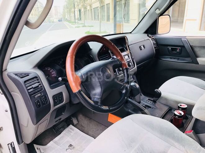 Mitsubishi Pajero 2002, 180,000 km - 3.0 l - Bakı