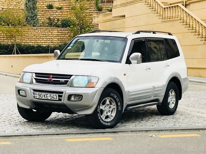 Mitsubishi Pajero 2002, 180,000 km - 3.0 l - Bakı