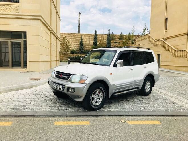 Mitsubishi Pajero 2002, 180,000 km - 3.0 l - Bakı