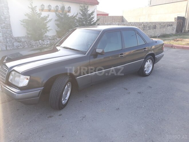 Mercedes E 200 1994, 421,118 km - 2.0 l - Bakı