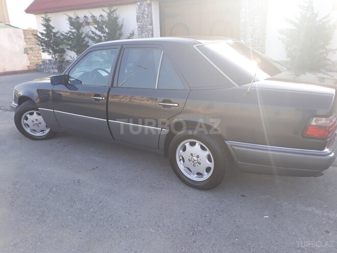 Mercedes E 200 1994, 421,118 km - 2.0 l - Bakı