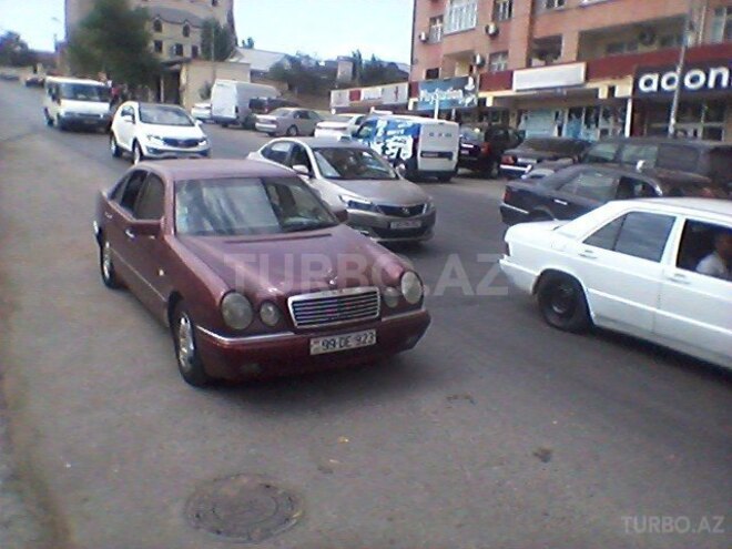 Mercedes  1998, 265,000 km - 2.2 l - Bakı