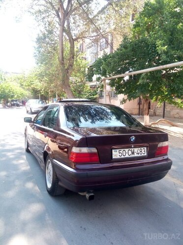 BMW 320 1995, 300,000 km - 2.0 l - Sumqayıt